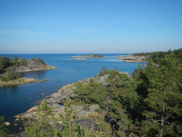 Mikronät på ö i Stockholms skärgård ökar tillgängligheten i elnätet