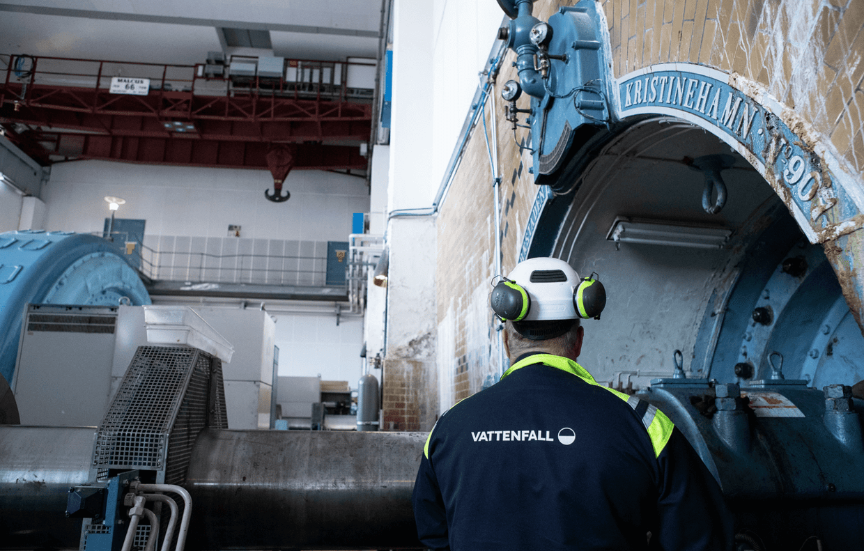 Medium Screen 72 DPI-Vattenfall_Alvkarleby_power_plant_employee_379_2019